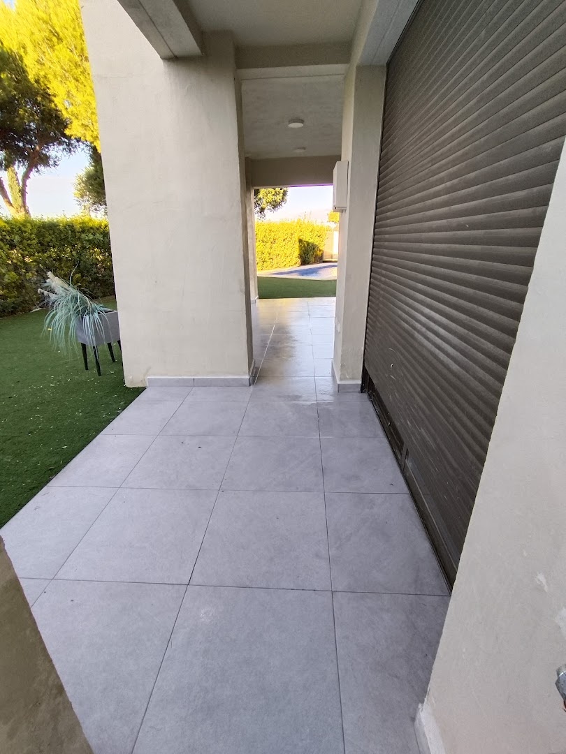 Handyman Malcolm — Fotos 10